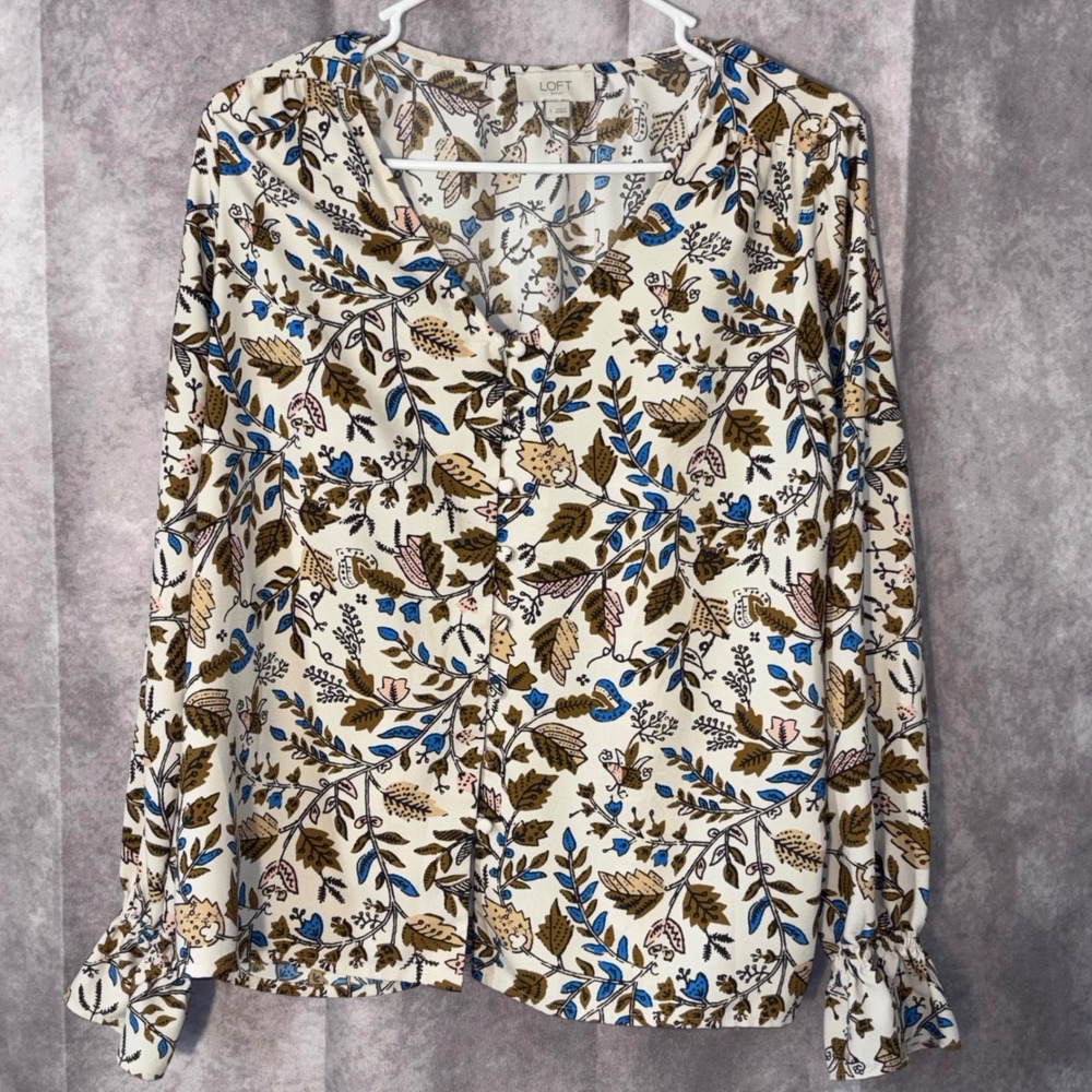 Loft Outlet Women Small Blouse Botanical Leaf Print Button Ruffle Cuff Cream